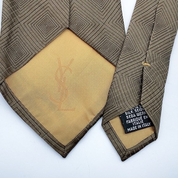 Yves Saint Laurent 100% Silk Tie in Pastel Brown - Picture 3 of 6